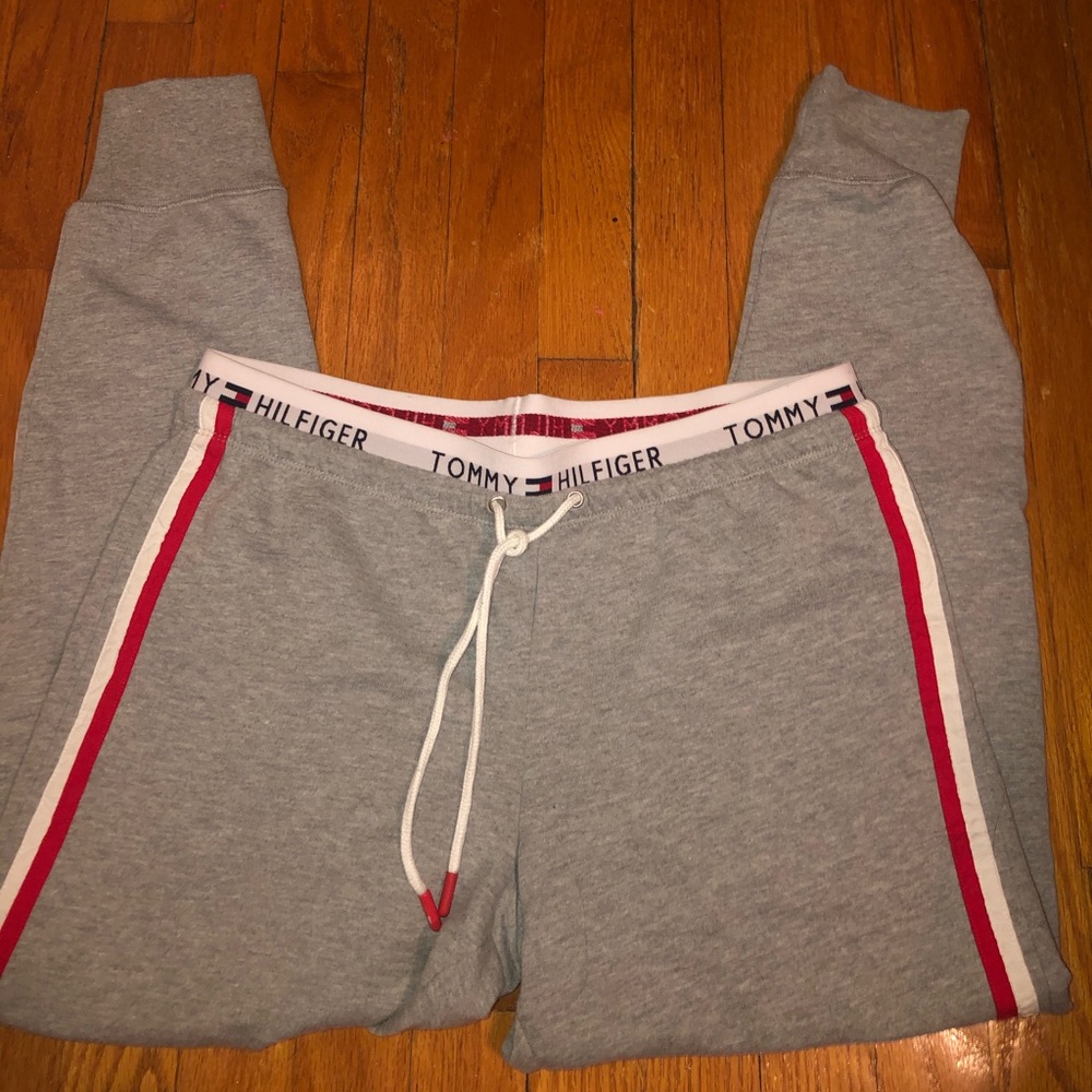 Tommy Hilfiger joggers